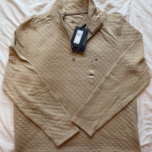 New Tommy Hilfiger Men’s Medium Performance Quilted Quarter Zip Pullover NWT